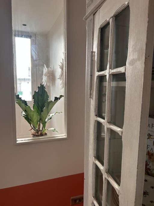Un Fabuleux Decor Pour Un Chaleureux Appartement باريس المظهر الخارجي الصورة